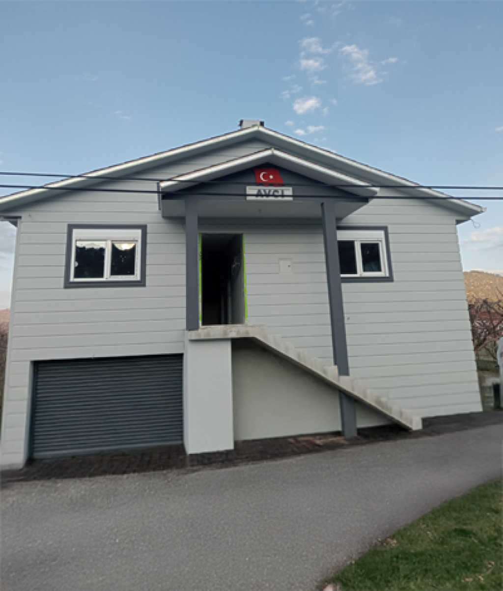 Korkuteli Yazır Köyü 90 m² Hafif Çelik Yazlık Projesi